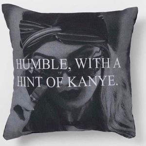 DORMIFY- Decorative pillow- color gray 16 x 16